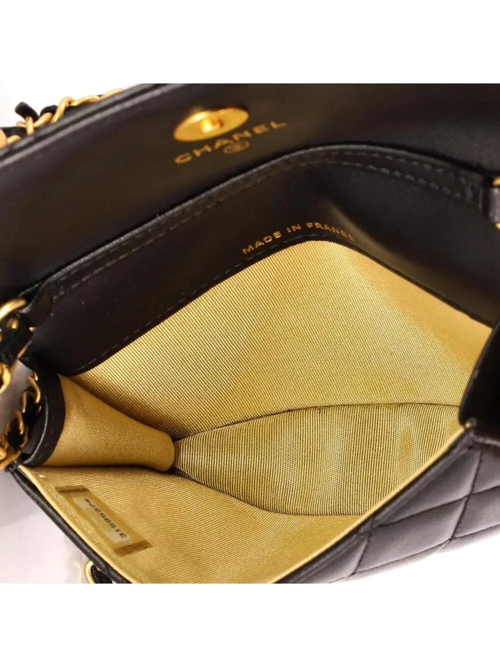 Chanel Pearl Crush Flap Clutch With #323637C29B